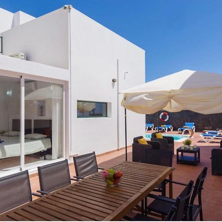 Spacious Private Villa & Private Heated Pool - Villa Sunshine Costa Teguise Bagian luar foto