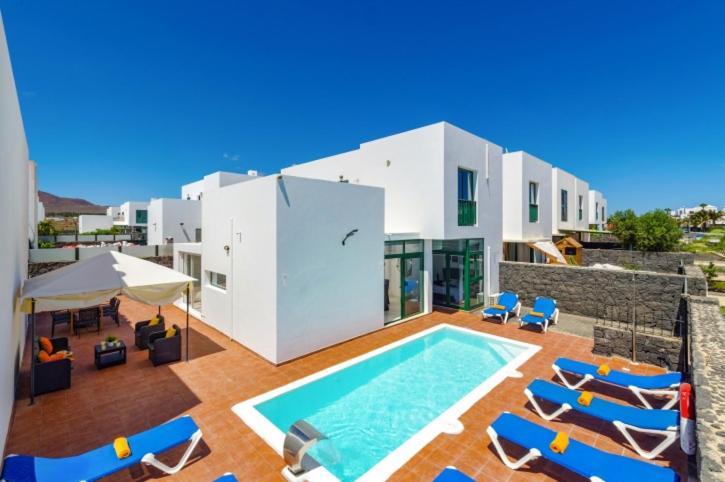 Spacious Private Villa & Private Heated Pool - Villa Sunshine Costa Teguise Bagian luar foto