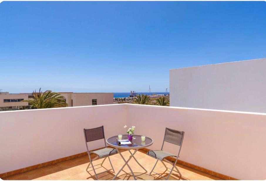 Spacious Private Villa & Private Heated Pool - Villa Sunshine Costa Teguise Bagian luar foto
